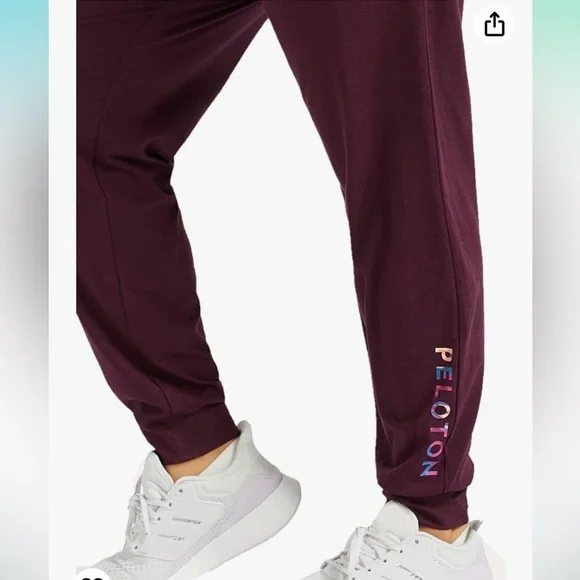 Peloton Dreamblend Jogger & Hoodie - Picture 2 of 7